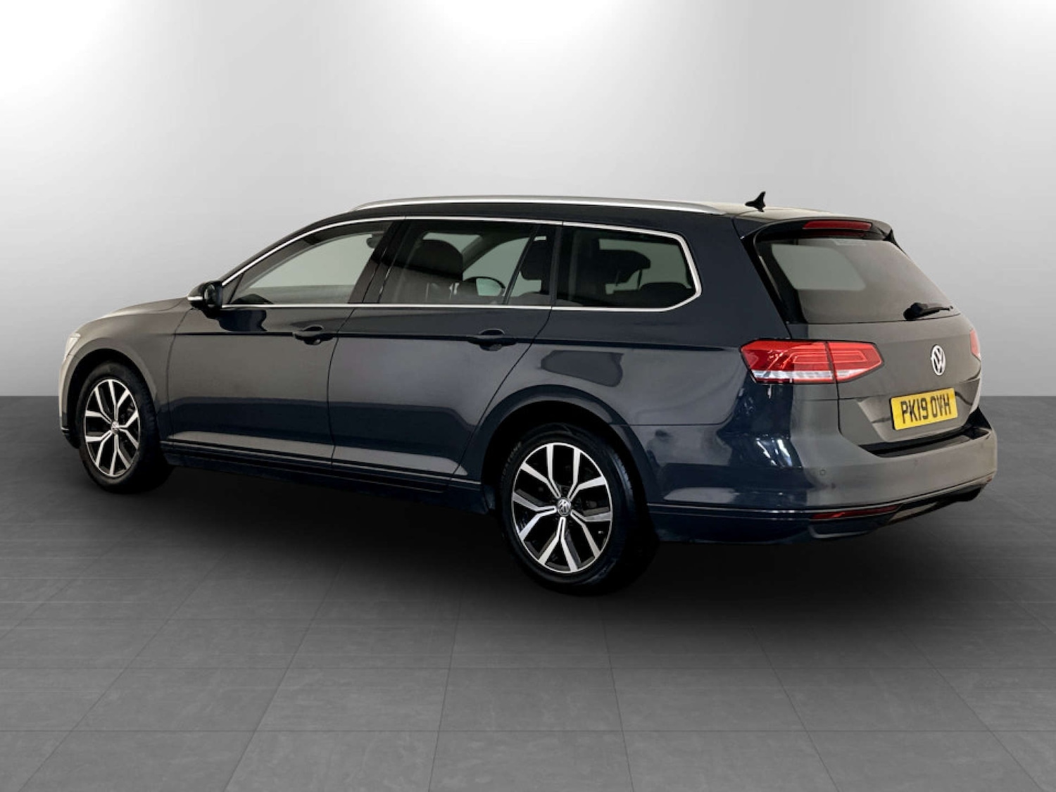 Used Volkswagen Passat 2019 for sale - 77328629: Photo 8