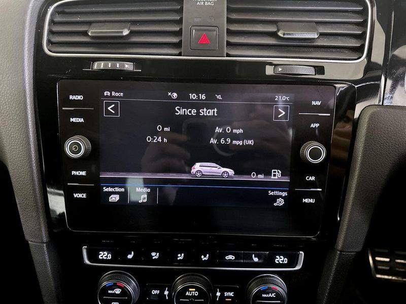 Used Volkswagen Golf 2019 for sale - 76449309: Photo 24