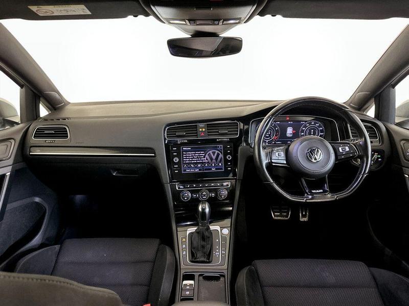 Used Volkswagen Golf 2019 for sale - 76449309: Photo 3