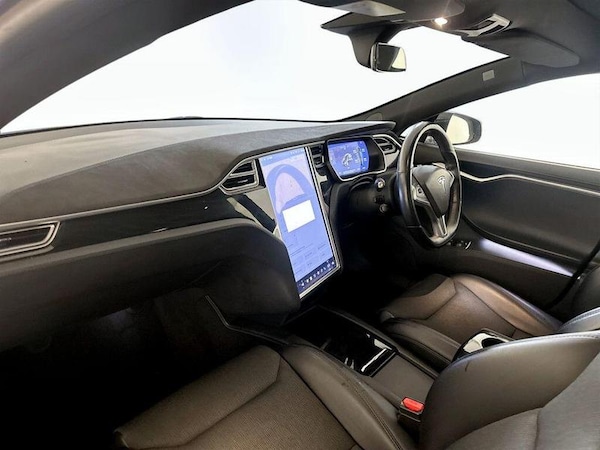 Used Tesla Model S 2017 for sale - 76209492: Photo 12