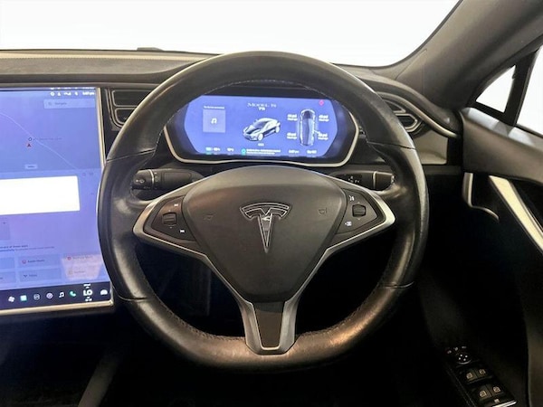 Used Tesla Model S 2017 for sale - 76209492: Photo 17