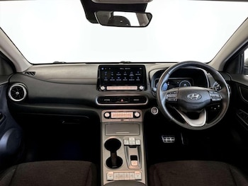 Used Hyundai KONA 2021 for sale - 76882395: Photo