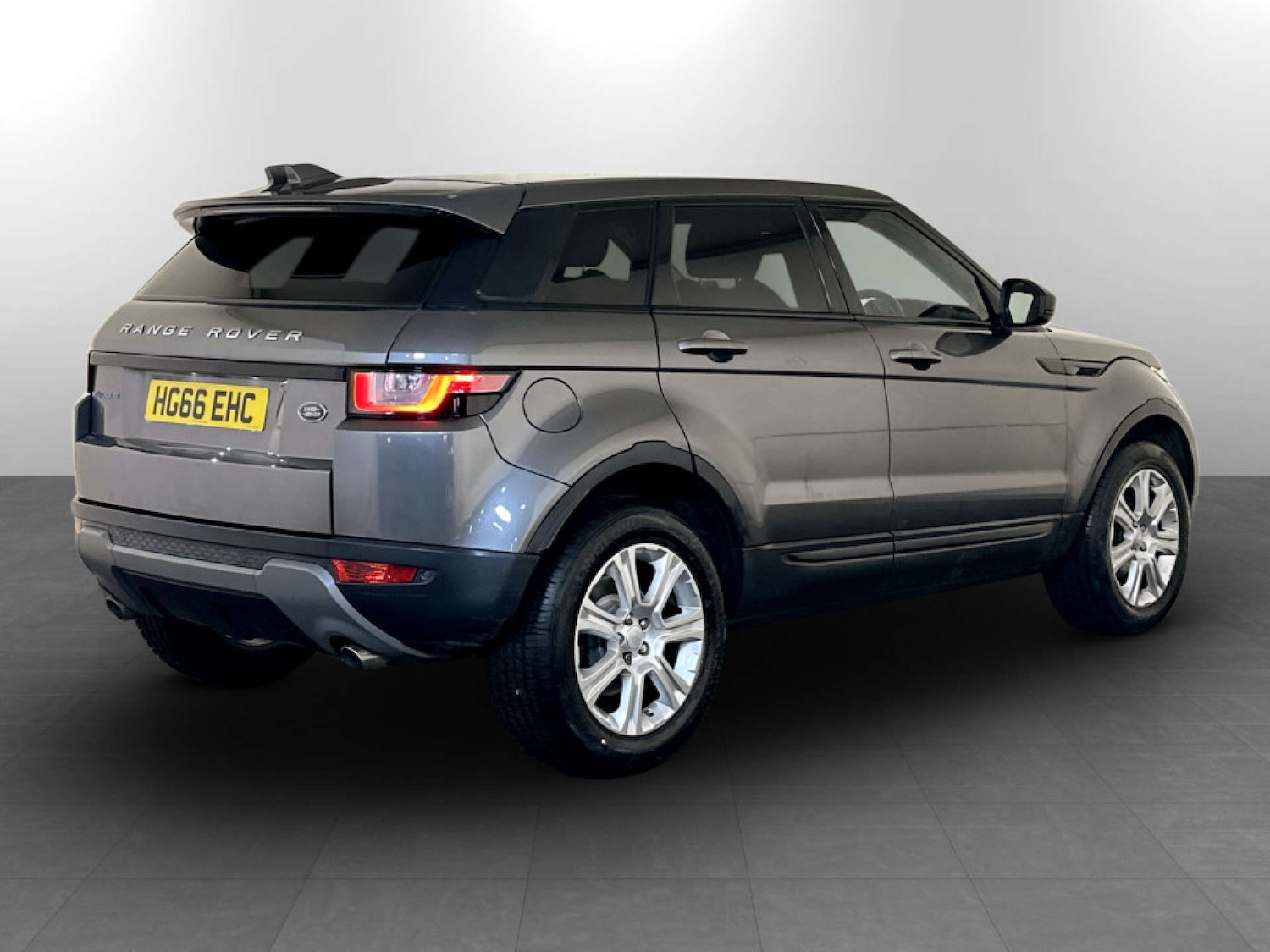 Used Land Rover Range Rover Evoque 2016 for sale - 77301677: Photo 10