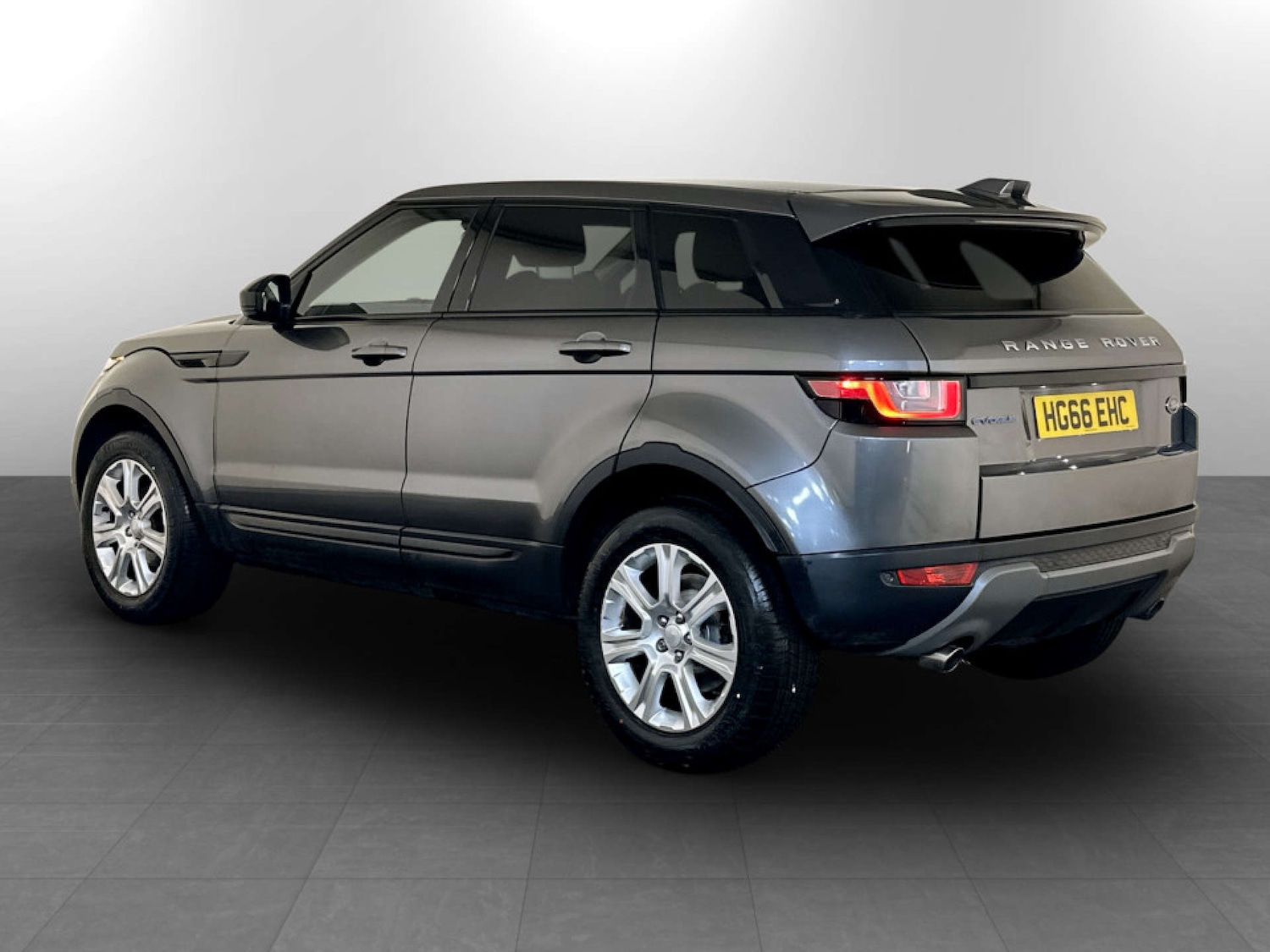 Used Land Rover Range Rover Evoque 2016 for sale - 77301677: Photo 8