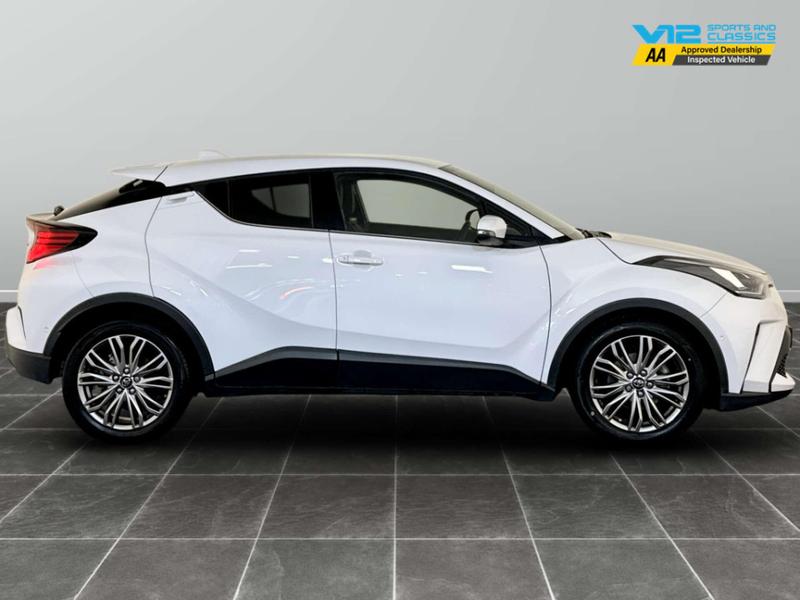 Used Toyota C-HR 2023 for sale - 76941265: Photo 11