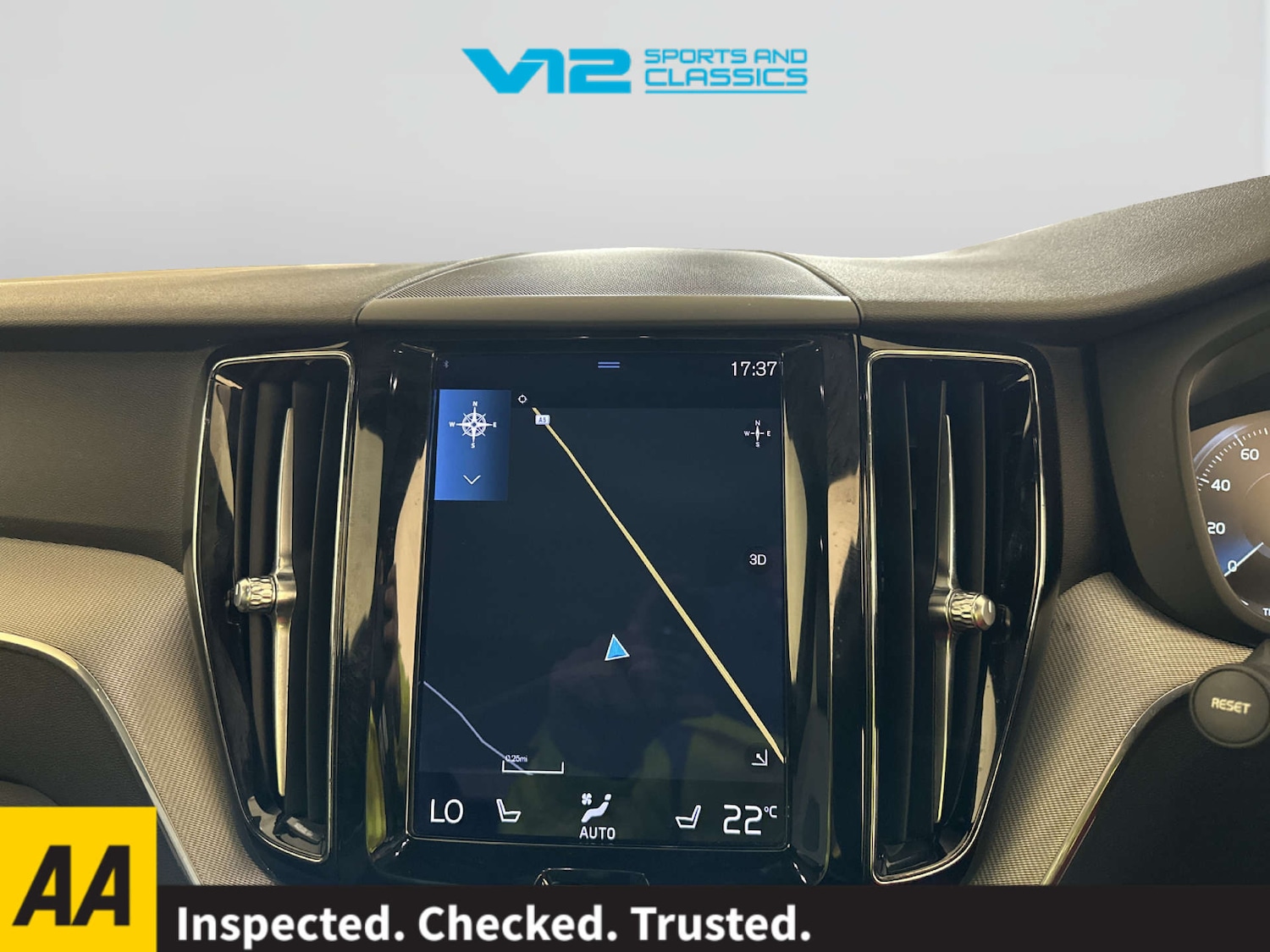 Used Volvo XC60 2021 for sale - 77805562: Photo 24