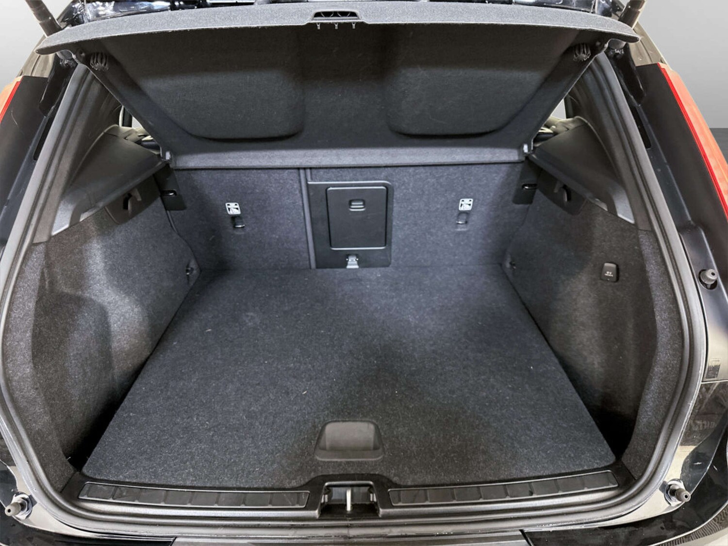 Used Volvo XC40 2022 for sale - 77368288: Photo 14