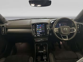 Used Volvo XC40 2023 for sale - 79478935: Photo