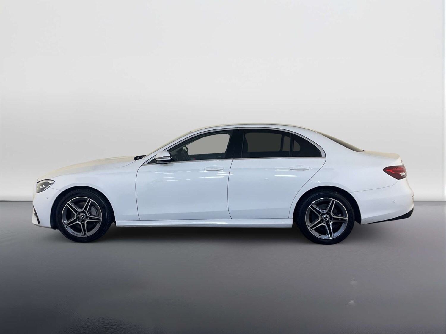 Used Mercedes-Benz E Class 2021 for sale - 78027759: Photo 8