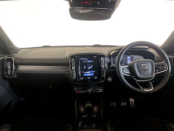 Used Volvo XC40 2021 for sale - 77342193: Photo