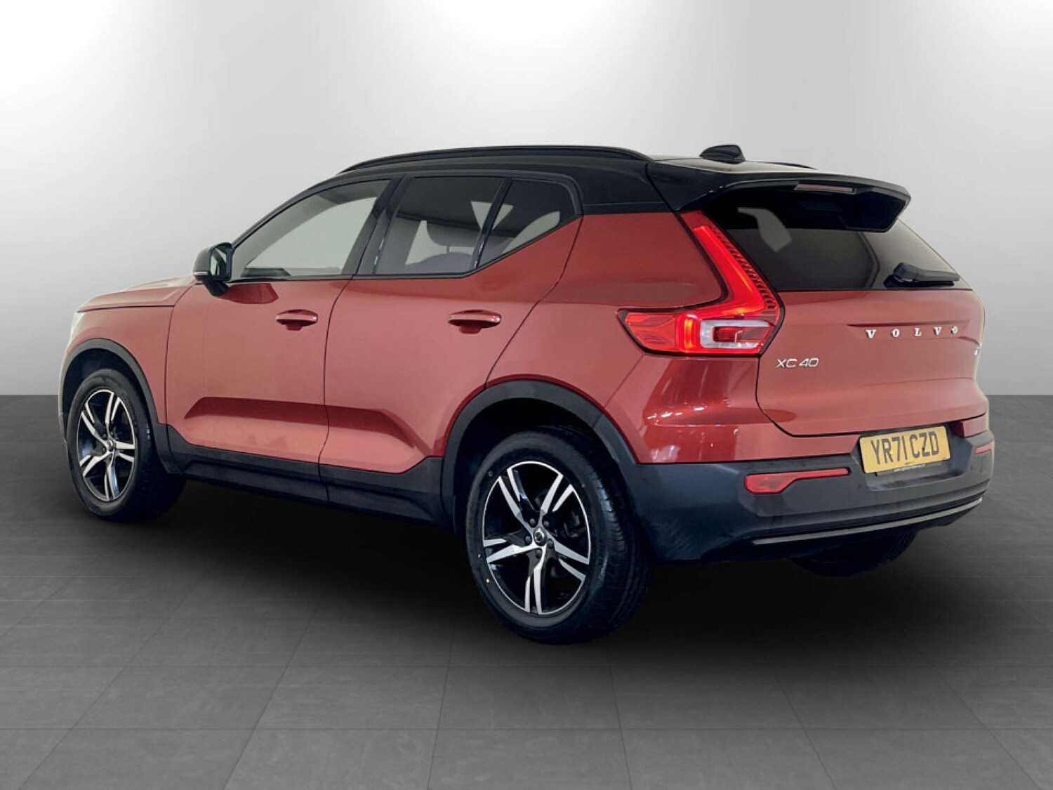 Used Volvo XC40 2021 for sale - 77342193: Photo 8