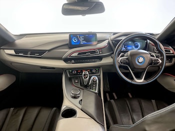 Used BMW i8 2018 for sale - 77789742: Photo