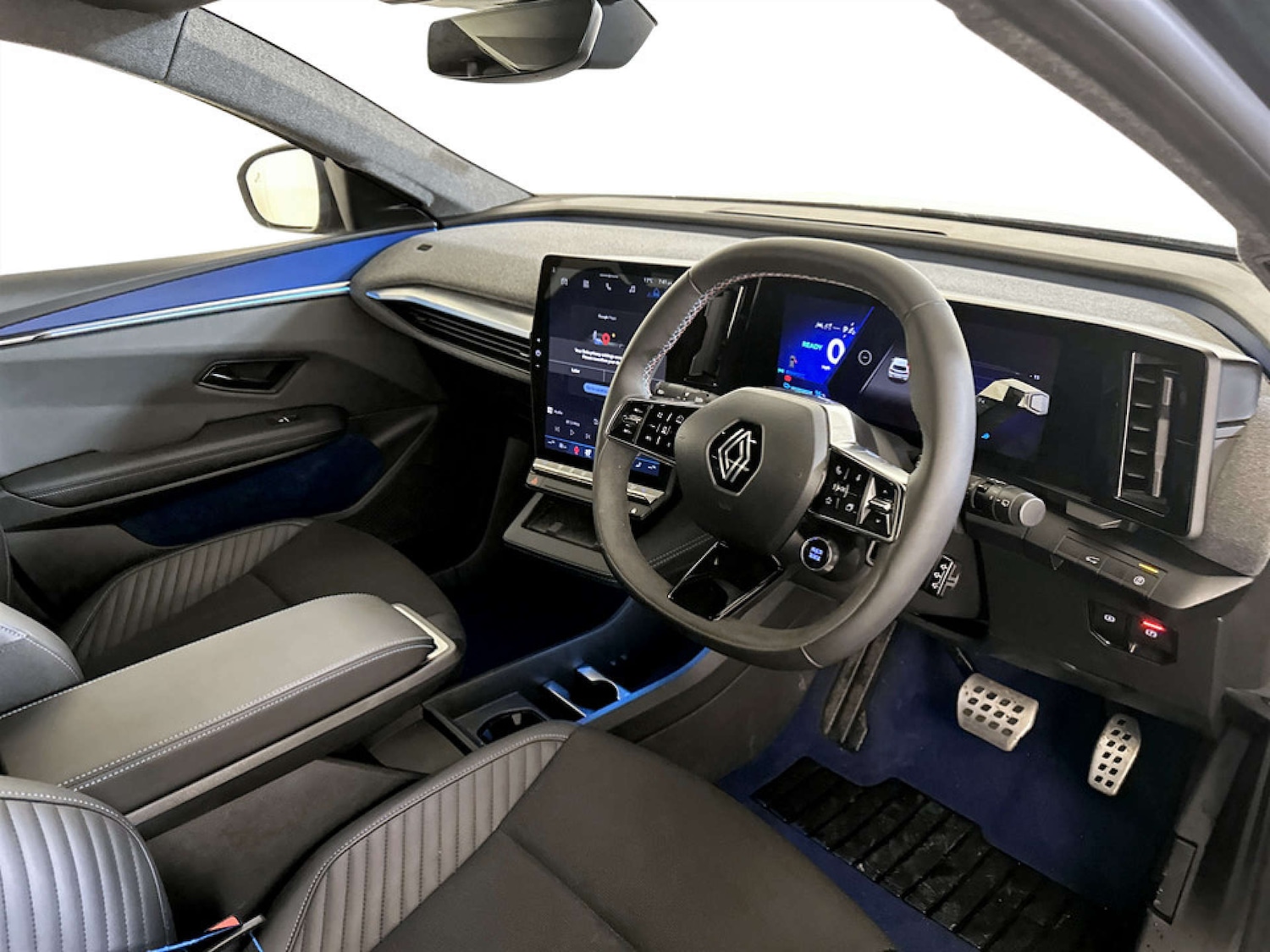 Used Renault Scenic E-Tech 2024 for sale - 77774301: Photo 16