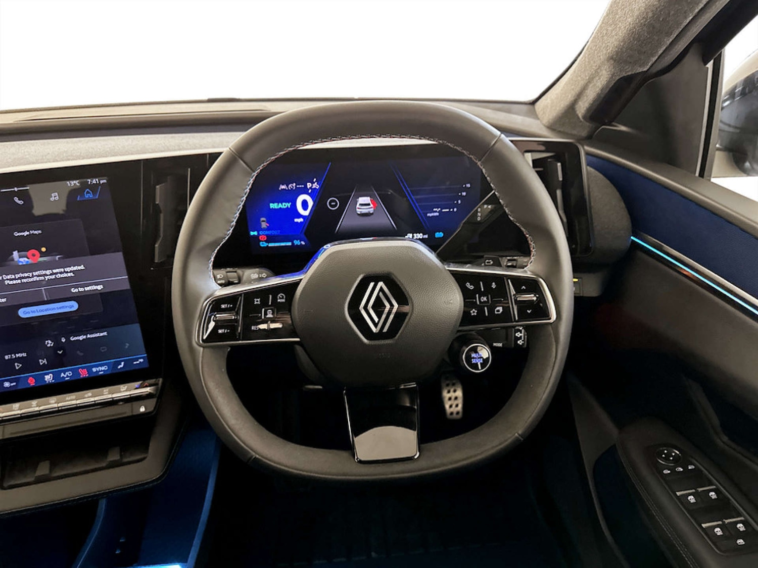 Used Renault Scenic E-Tech 2024 for sale - 77774301: Photo 17