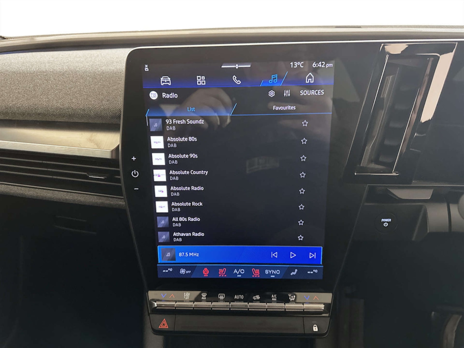 Used Renault Scenic E-Tech 2024 for sale - 77774301: Photo 26