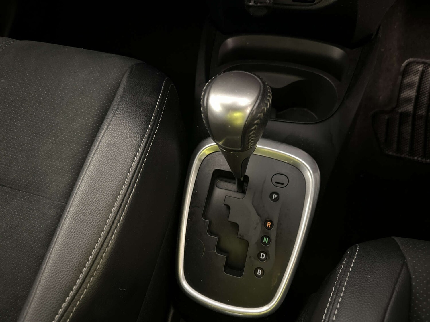 Used Toyota Yaris 2020 for sale - 77934073: Photo 24