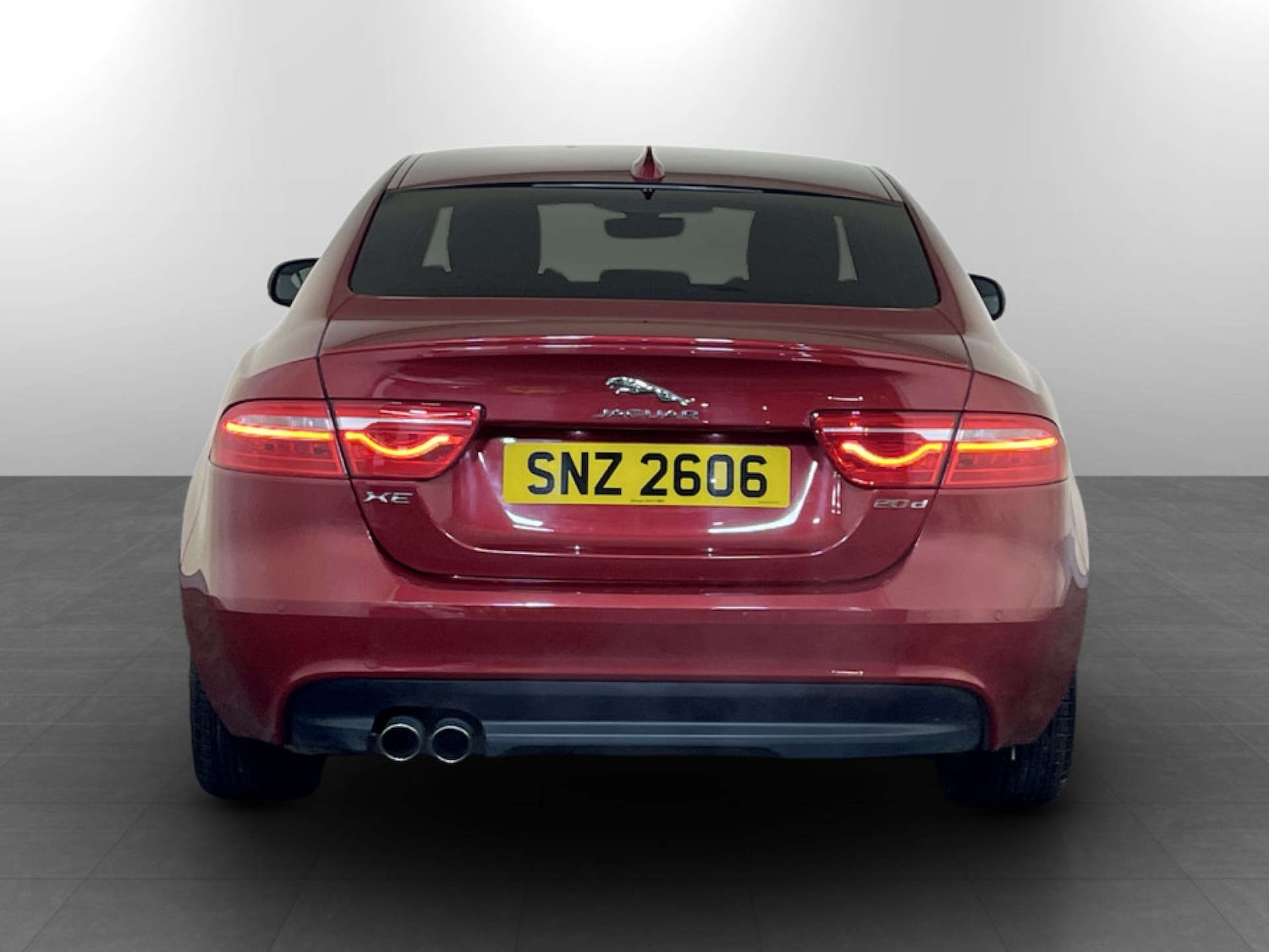 Used Jaguar XE 2019 for sale - 77469936: Photo 9