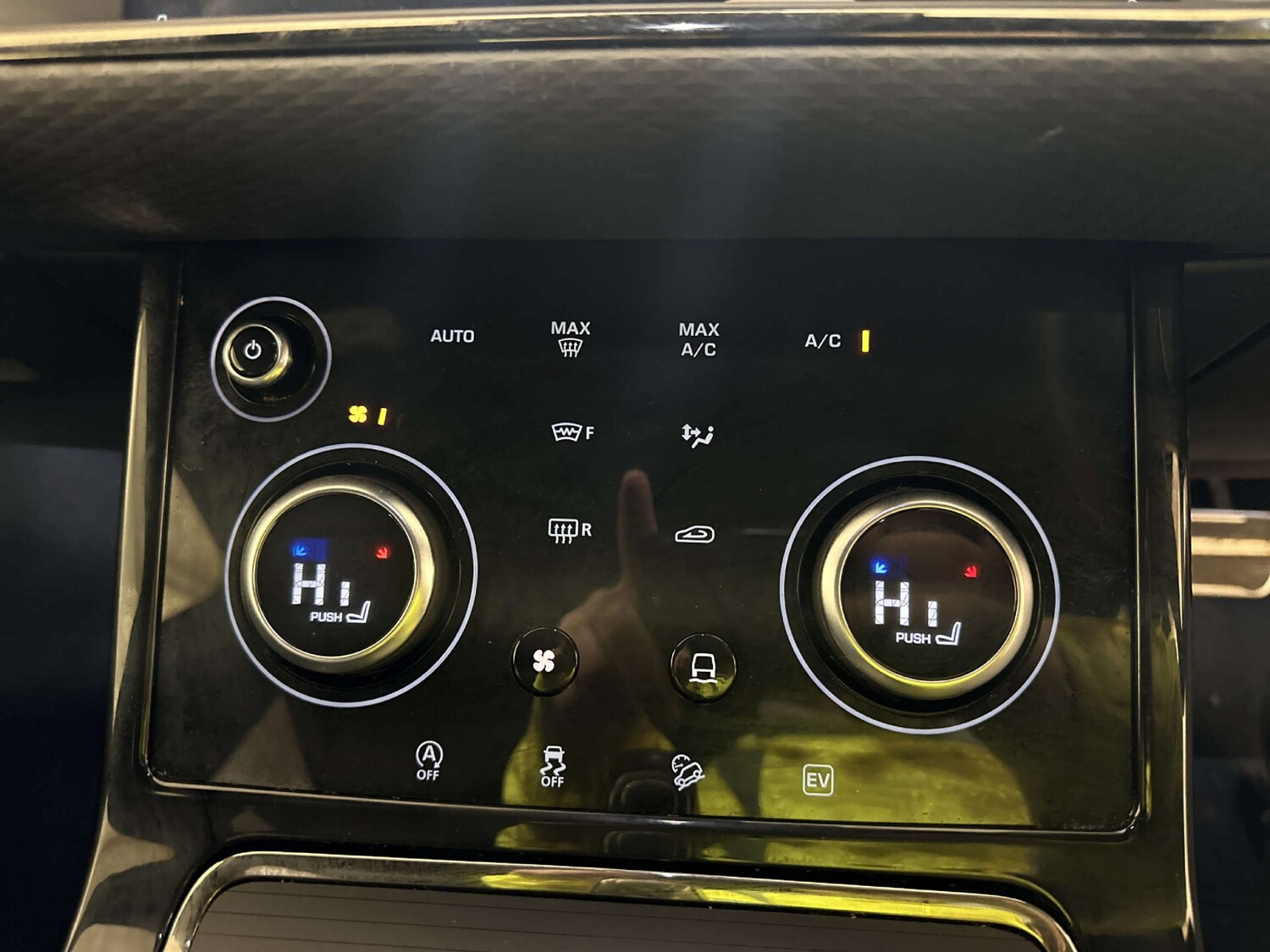 Used Land Rover Range Rover Evoque 2022 for sale - 77934009: Photo 24