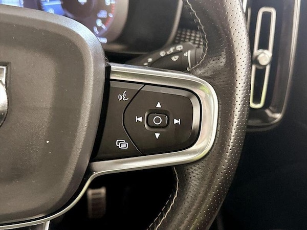 Used Volvo XC40 2020 for sale - 76255377: Photo 19