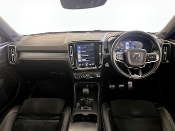 Used Volvo XC40 2020 for sale - 76255377: Photo