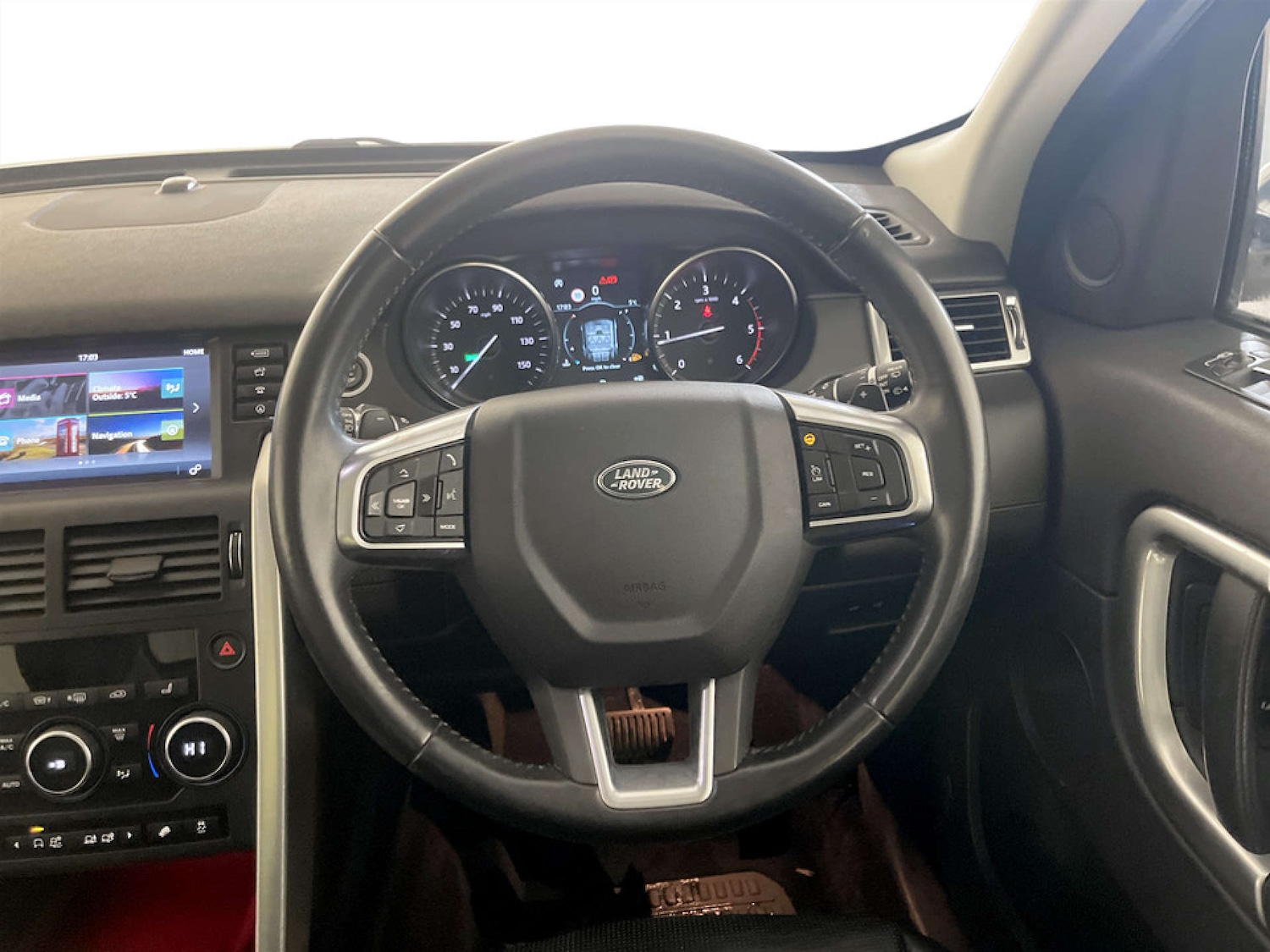 Used Land Rover Discovery Sport 2018 for sale - 77609411: Photo 17