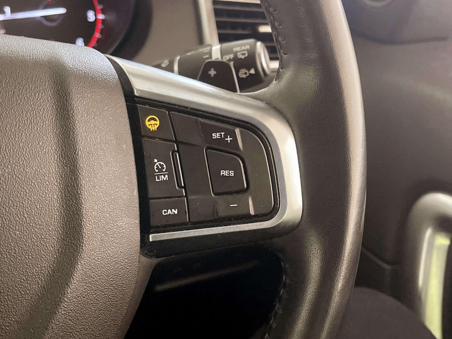 Used Land Rover Discovery Sport 2018 for sale - 77609411: Photo 20