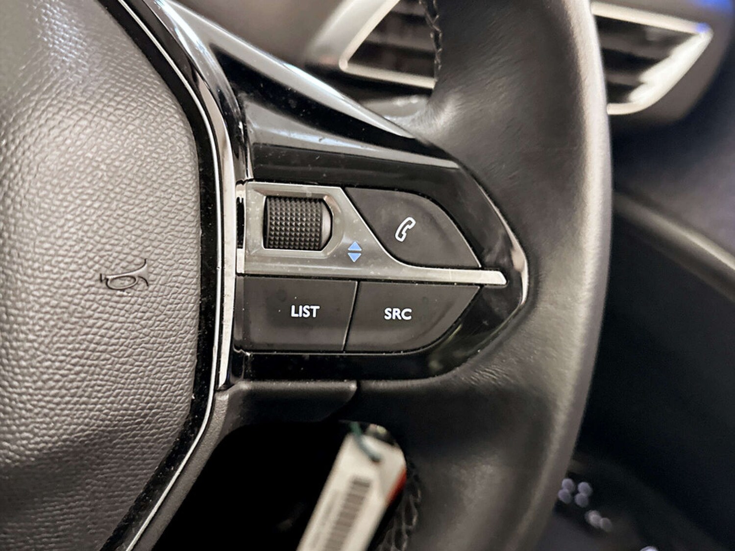 Used Peugeot 3008 2020 for sale - 77590637: Photo 19