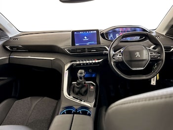 Used Peugeot 3008 2020 for sale - 77590637: Photo