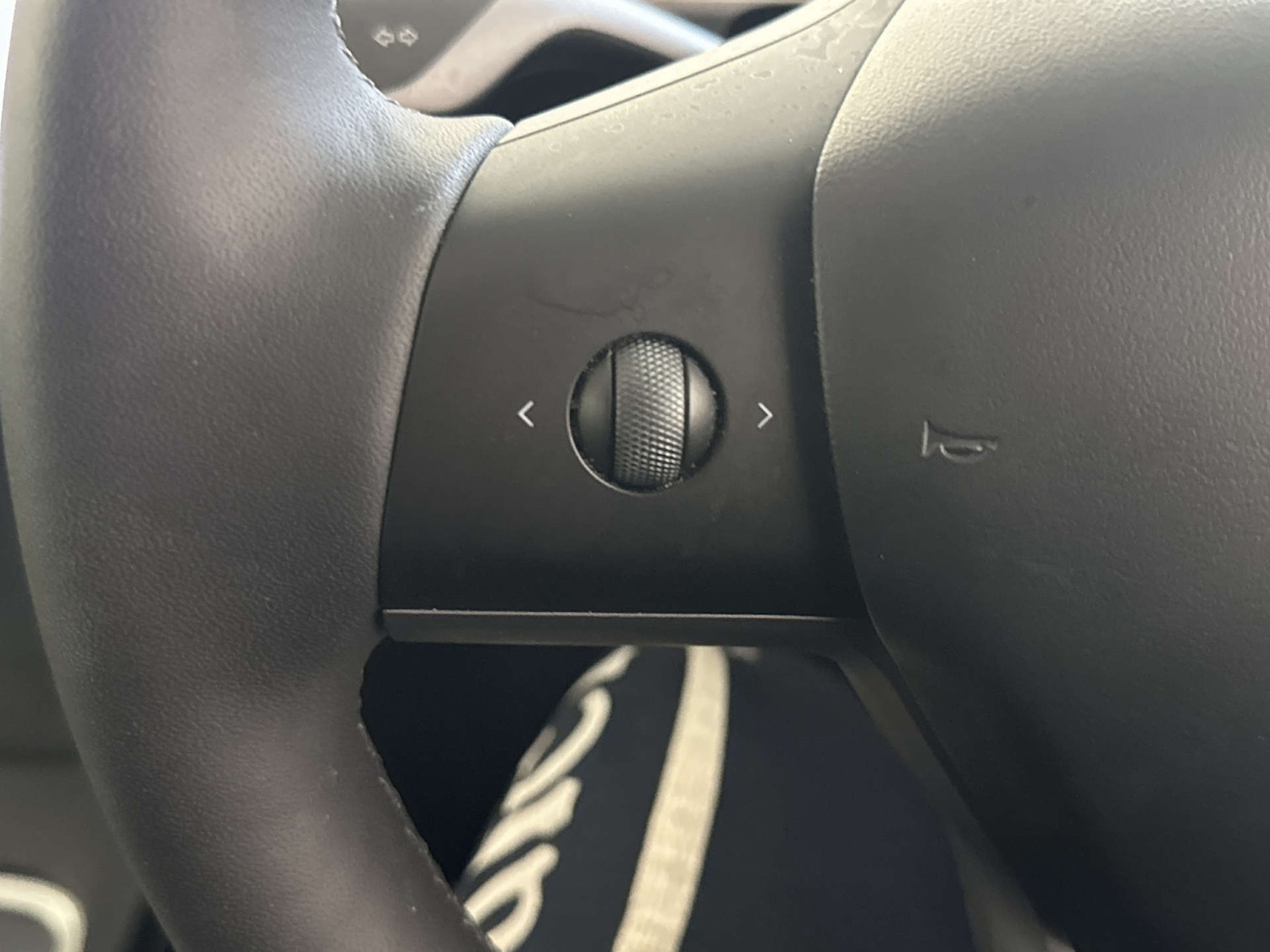 Used Tesla Model Y 2023 for sale - 77836367: Photo 18