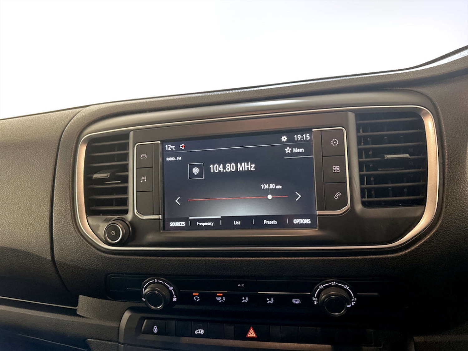 Used Vauxhall Vivaro 2023 for sale - 77650494: Photo 18