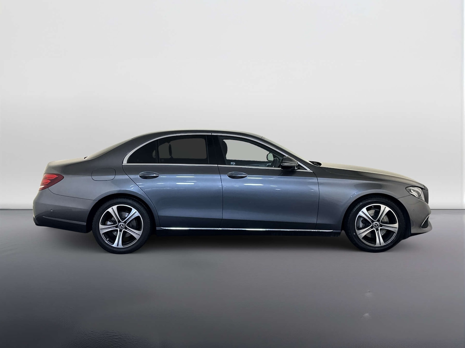 Used Mercedes-Benz E Class 2019 for sale - 78045036: Photo 11