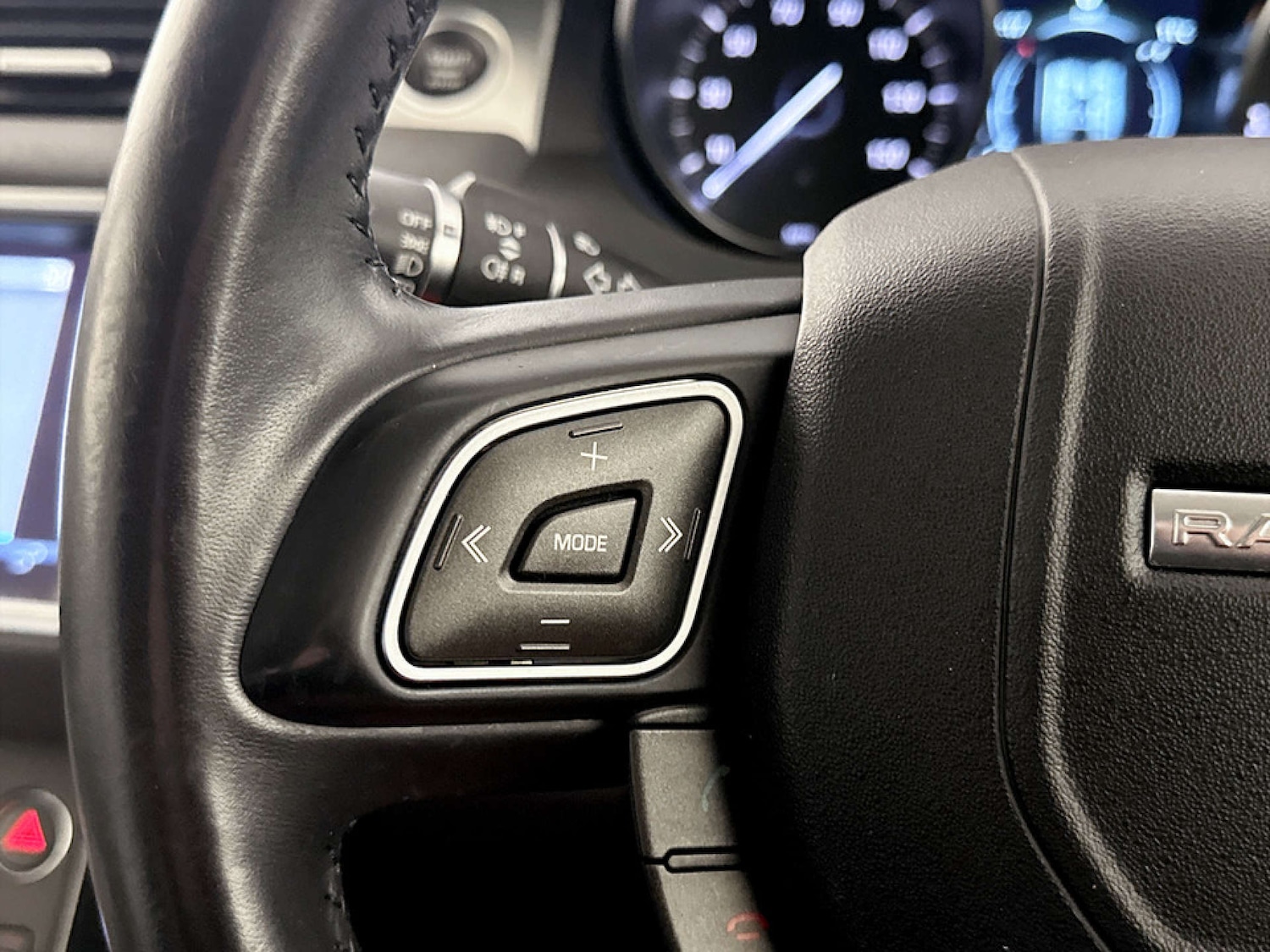 Used Land Rover Range Rover Evoque 2018 for sale - 77758666: Photo 16