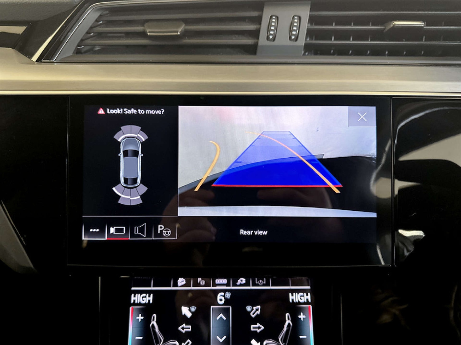 Used Audi e-tron 2022 for sale - 77249231: Photo 20