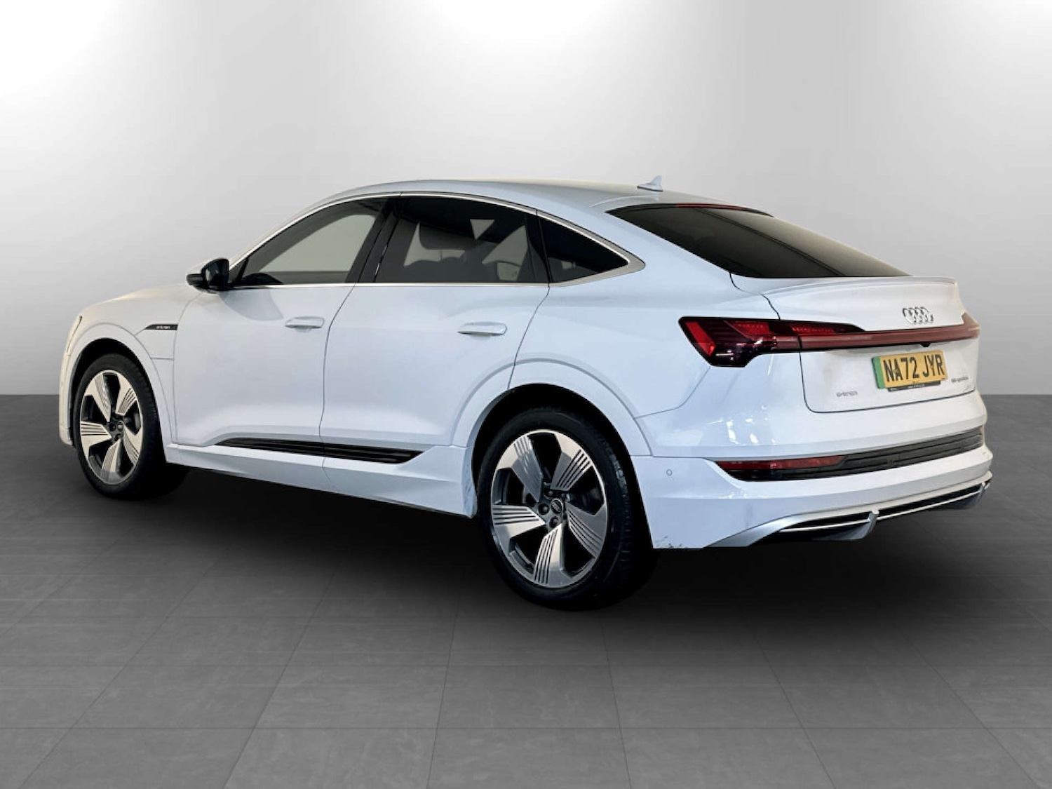 Used Audi e-tron 2022 for sale - 77249231: Photo 8