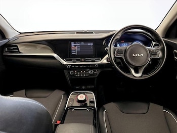 Used Kia Niro 2021 for sale - 76734740: Photo