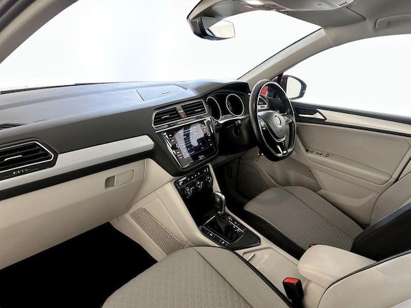 Used Volkswagen Tiguan 2018 for sale - 76006238: Photo 12