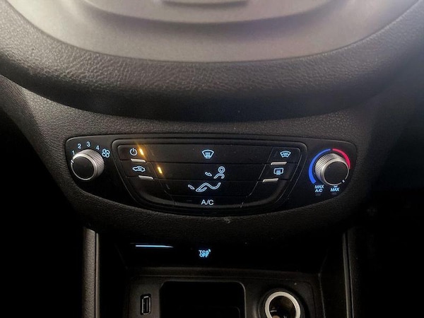 Used Ford Transit Courier 2019 for sale - 76228788: Photo 24