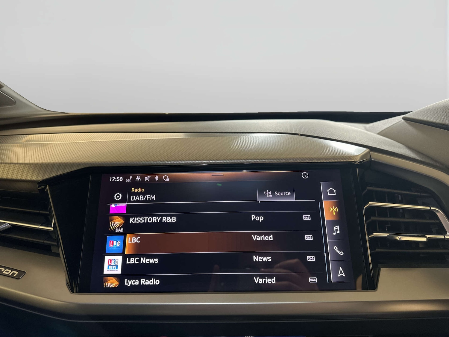 Used Audi Q4 e-tron 2023 for sale - 78045017: Photo 23