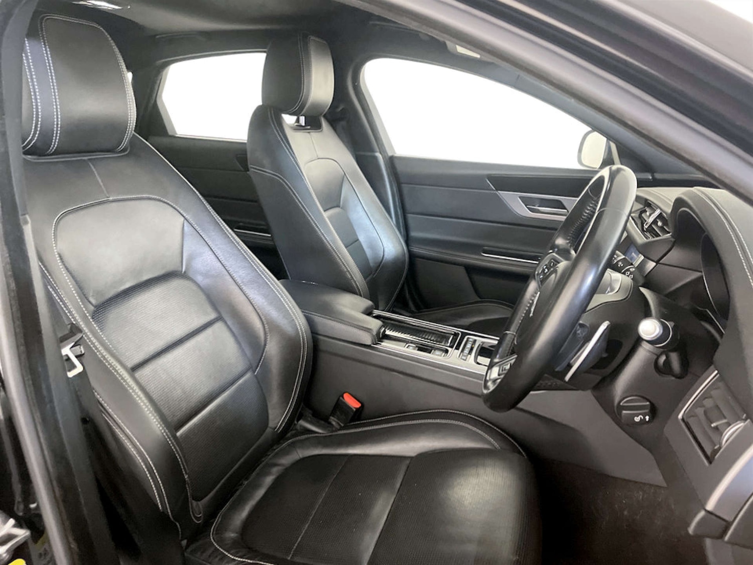 Used Jaguar XF 2017 for sale - 77380662: Photo 13