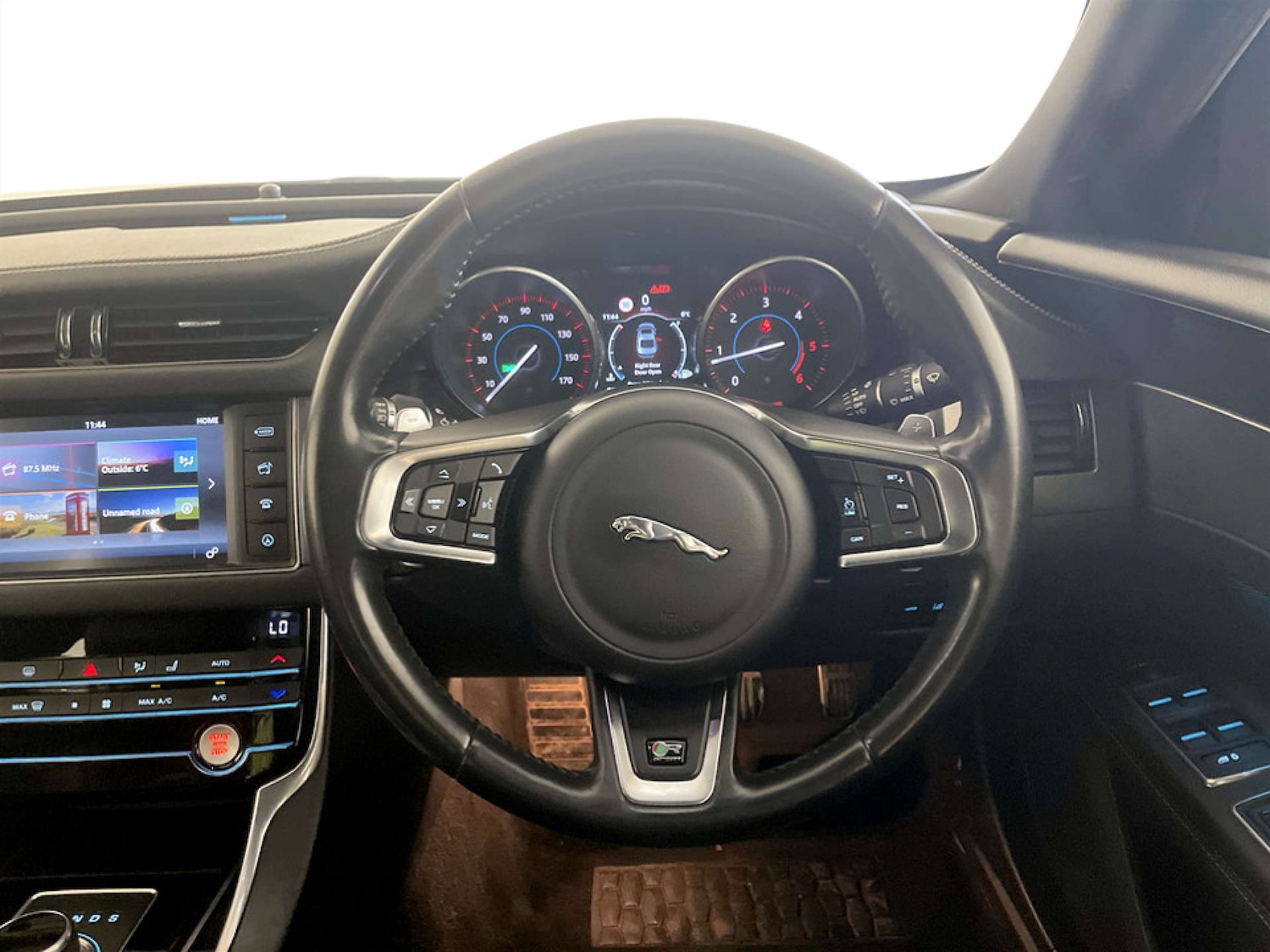 Used Jaguar XF 2017 for sale - 77380662: Photo 16