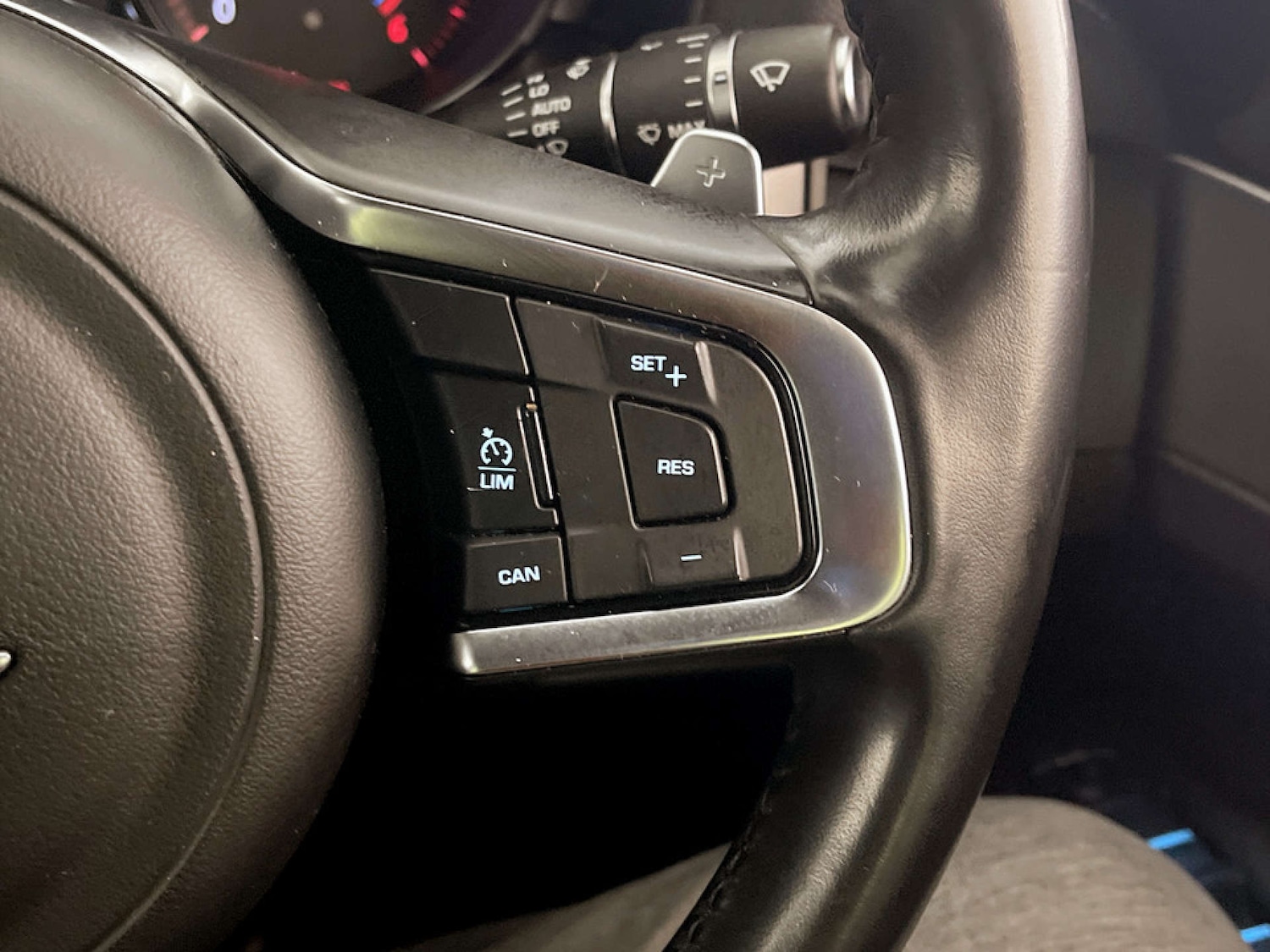 Used Jaguar XF 2017 for sale - 77380662: Photo 19