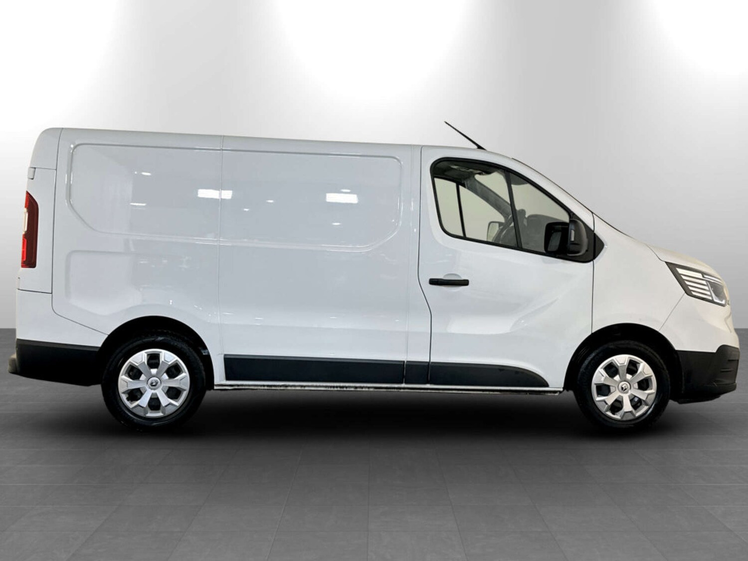 Used Renault Trafic 2022 for sale - 77470055: Photo 11