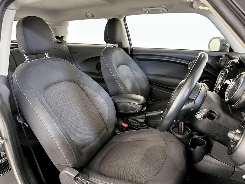 Used MINI Hatch 2019 for sale - 76738834: Photo 13