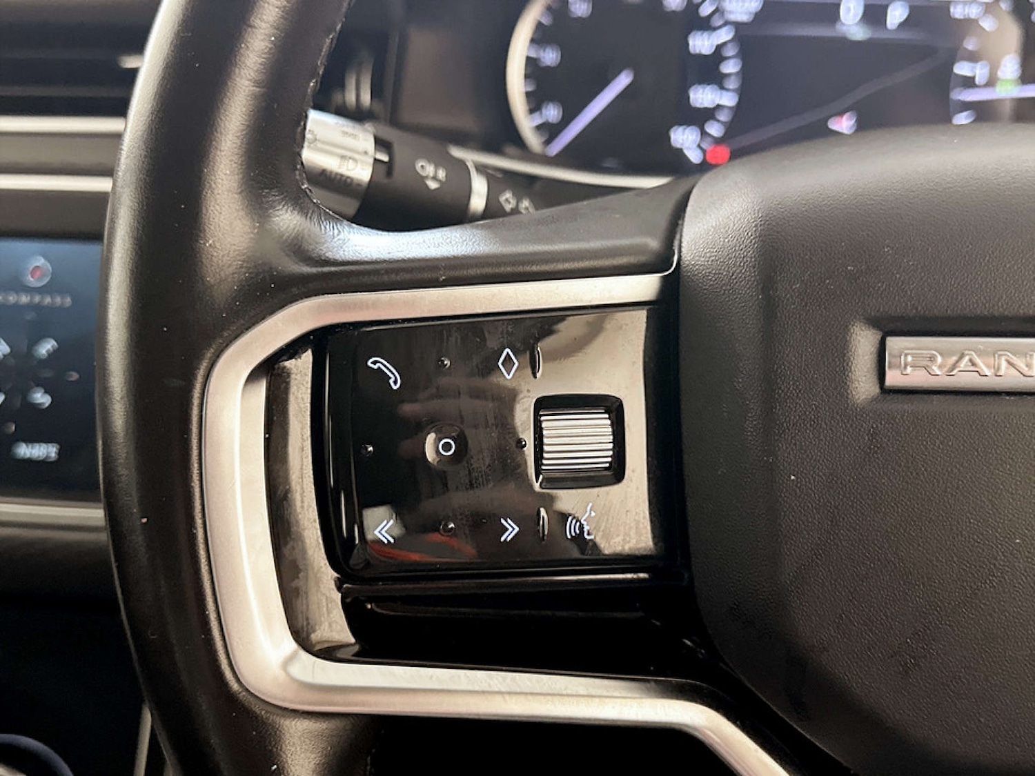 Used Land Rover Range Rover Evoque 2021 for sale - 77643176: Photo 17