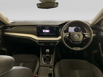 Used Skoda Octavia 2024 for sale - 79056900: Photo