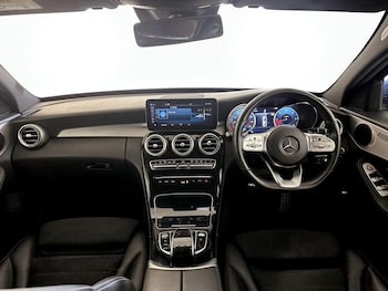 Used Mercedes-Benz C-Class 2019 for sale - 76234816: Photo 3