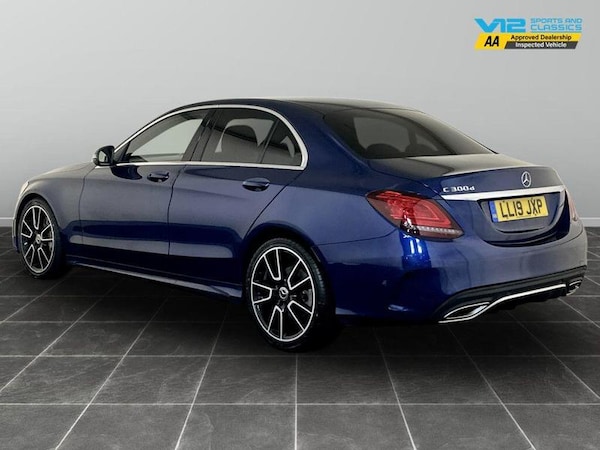 Used Mercedes-Benz C-Class 2019 for sale - 76234816: Photo 8