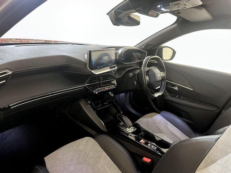Used Peugeot E-2008 2020 for sale - 76255378: Photo 12