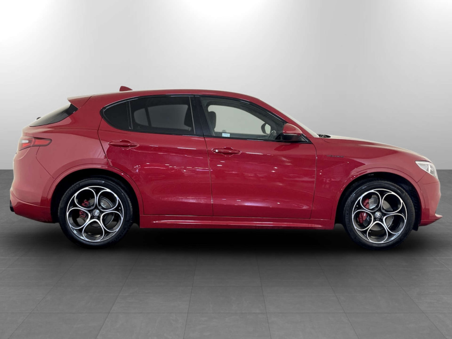 Used Alfa Romeo Stelvio 2021 for sale - 77185231: Photo 11