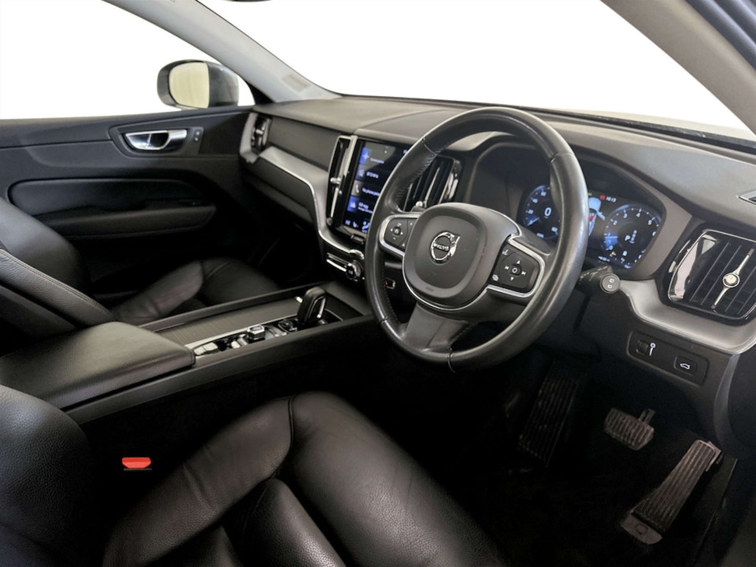 Used Volvo XC60 2020 for sale - 77301733: Photo 15